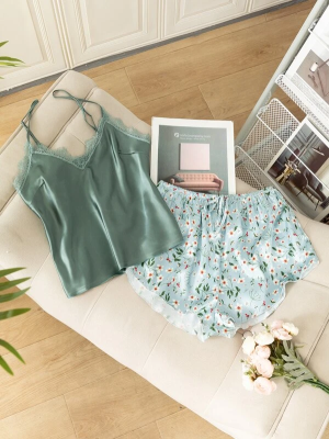 Floral Print Lace Satin PJ Set