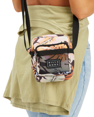 BBG - Pass By Crossbody Bag