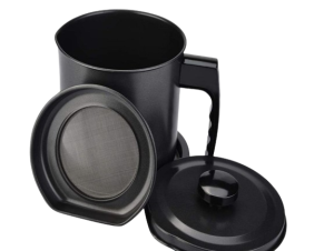 Oil Jug and Strainer 1.4L